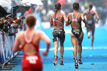 2017ITU世界トライアスロンシリーズ横浜大会 エリート女子ハイライト 撮影日：2017年5月13日（土）